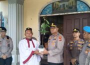 Kapolres Kampar Pastikan Ibadah Jumat Agung Aman, Sekaligus Bagikan Bibit Pohon ke Gereja